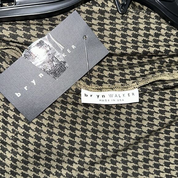 Bryn Walker Dimitri Houndstooth French Terry Tunic Sweater, 1X - Picture 4 of 7